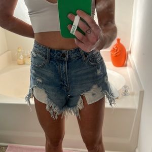 Boutique jean shorts!!